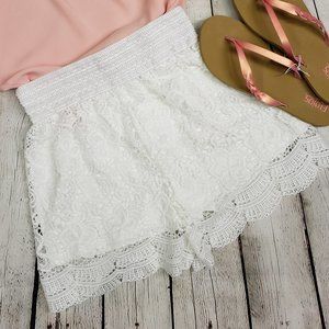 White lace shorts